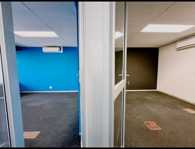 109M² OFFICE TO LET IN BEDFORDVIEW
